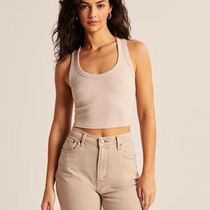 Abercrombie & Fitch Essential Scoopneck Tank